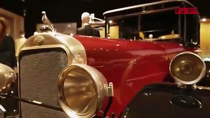 I costumi iconici di "Downton Abbey" in mostra a Londra prima dell?asta