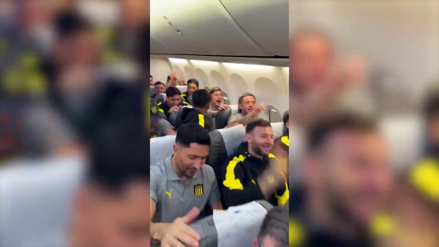 Polémica con el plantel de Peñarol en un vuelo de Aerolíneas Argentinas