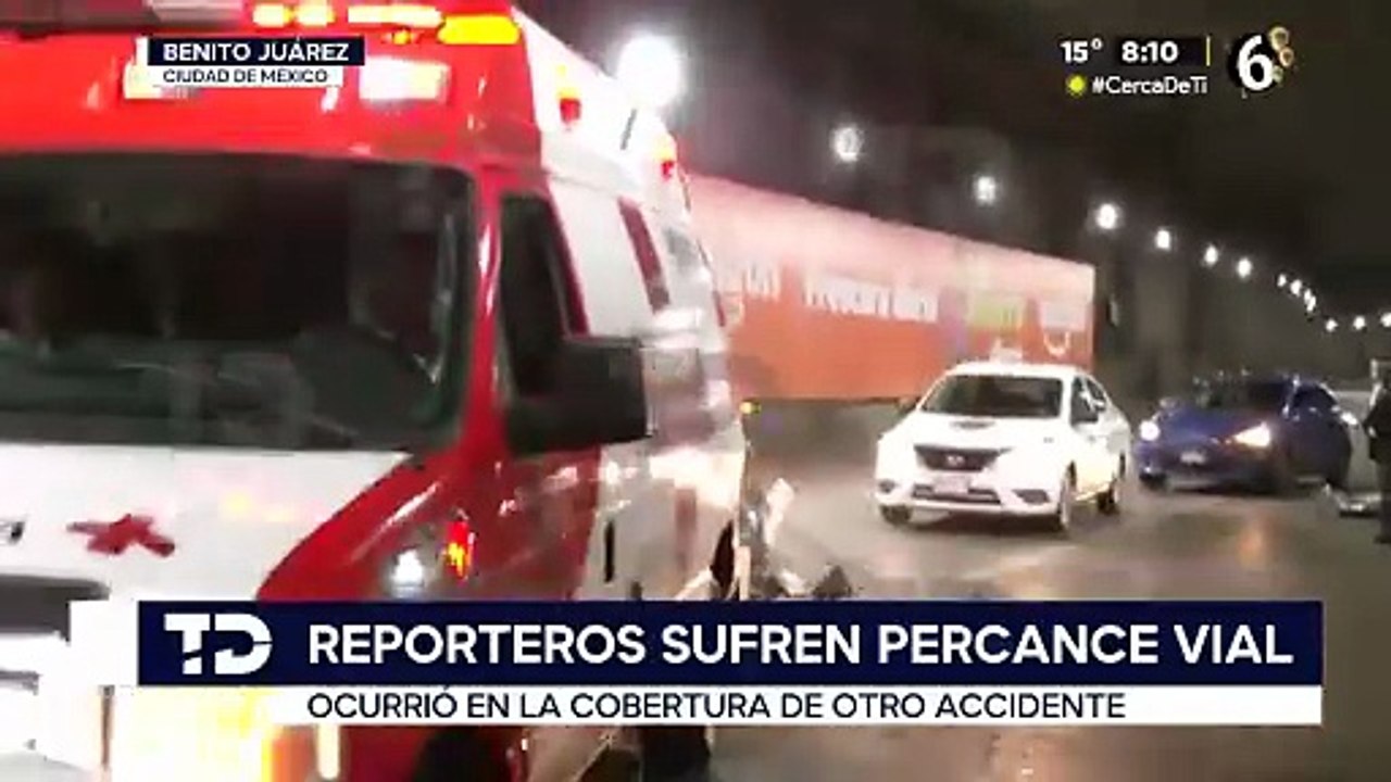 ¡Estuvo muy cerca! Reporteros de Canal 6 sufrieron un percance vial cuando cubrían otro accidente en la alcaldía Benito Juárez.