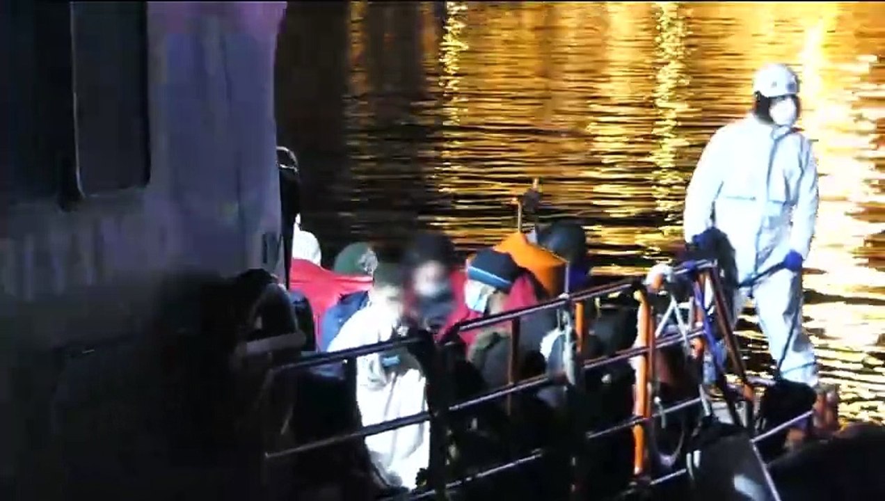 Las llegadas de inmigrantes irregulares a España caen casi un 30% y se disparan en Baleares