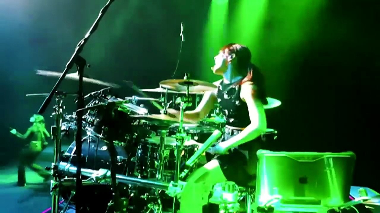 THE WARNING — Ugh (Live at Teatro Metropolitan CDMX 2022)