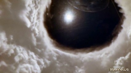 Dentro l'occhio del ciclone Erin, le immagini dell'Aeronautica USA