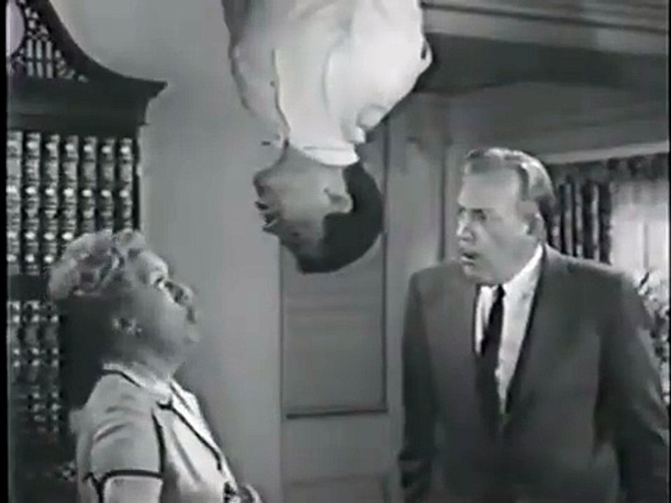 Un marciano en California (1960) - Trailer