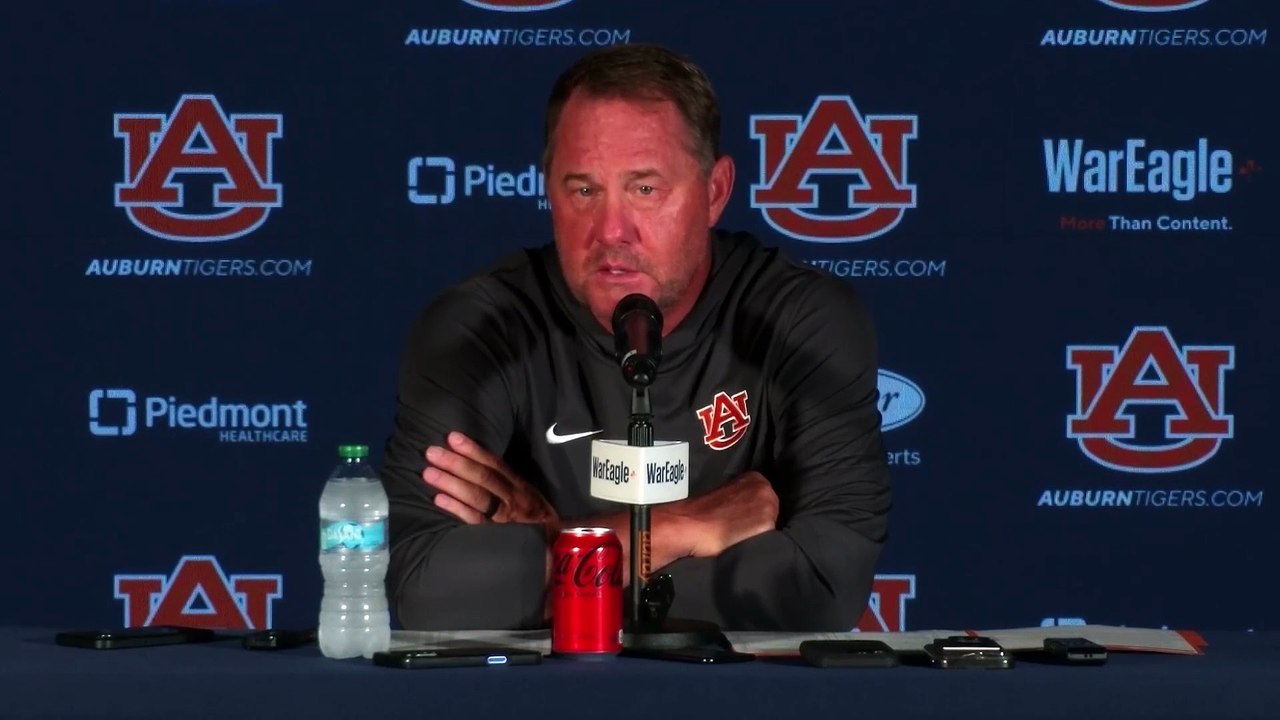 Hugh Freeze Updates Progress of Auburn Tigers Freshman QB Deuce Knight