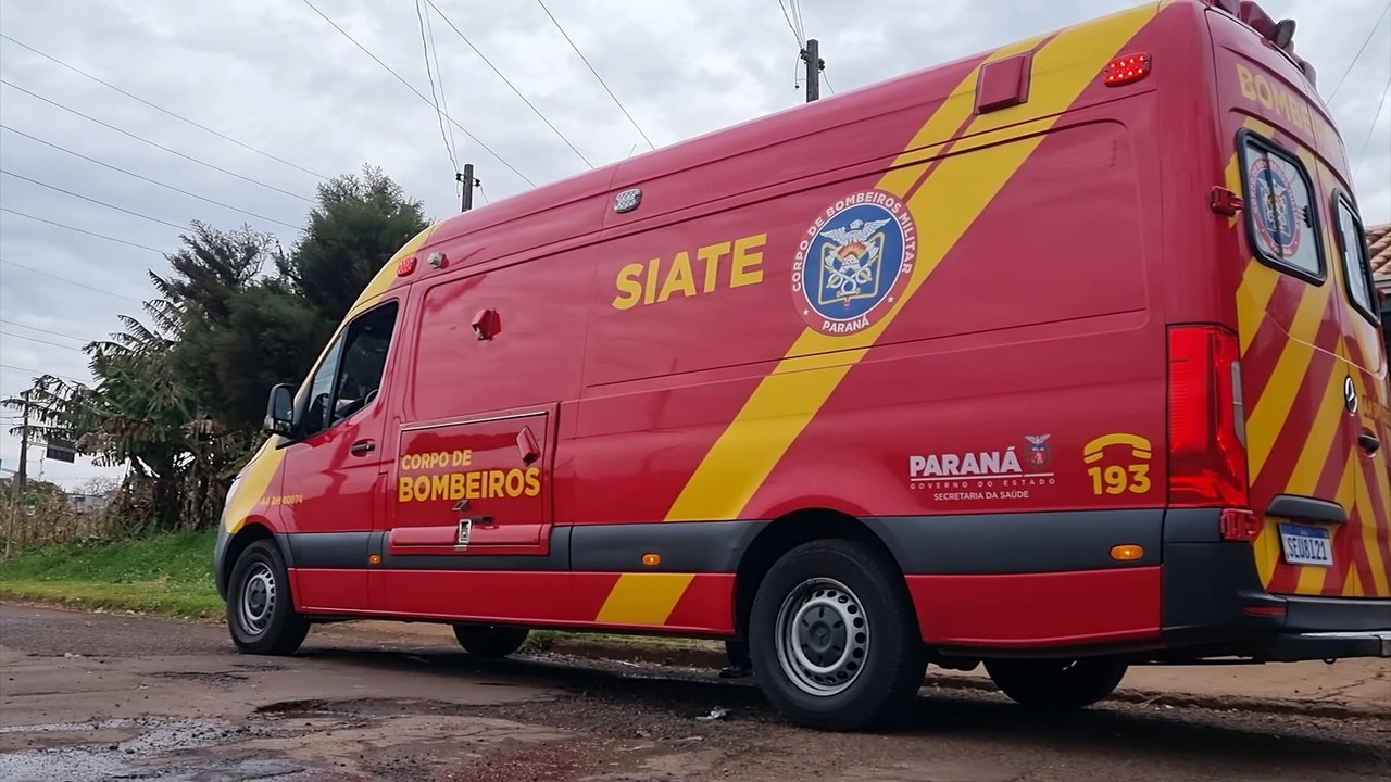 Gestante sofre queda e é socorrida pelo Siate no Brasmadeira