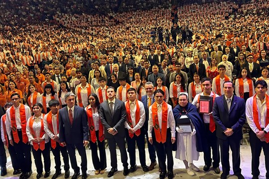 Samuel García impulsa a jóvenes del CONALEP con créditos para iniciar sus negocios