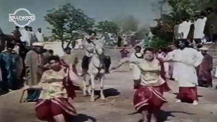 Saaray Pind Wich Payi Duhai - Film Maula Tay Mukho