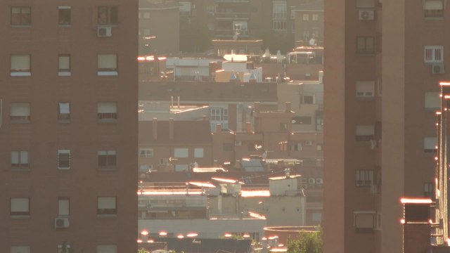 Los VECINOS de los BARRIOS MÁS POBRES de MADRID piden la PLANTACIÓN de ÁRBOLES para COMBATIR el CALOR