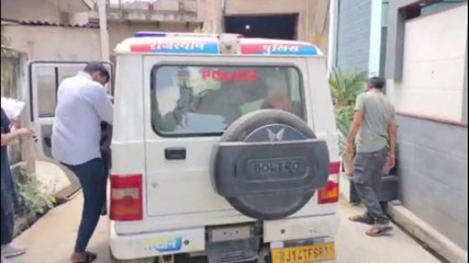 VIDEO: किशनगढ़बास हत्याकांड: पत्नी और प्रेमी की शिनाख्त परेड करवाई