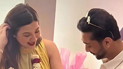 बेबी शावर में Gauahar ने पति संग काटा केट, दूसरी बार बनेगी मां
