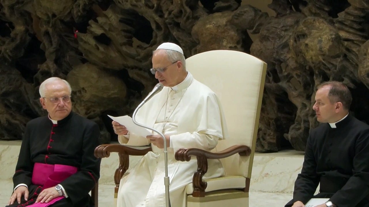 El papa invitó a una jornada de oración y ayuno el 22 de agosto para pedir la paz