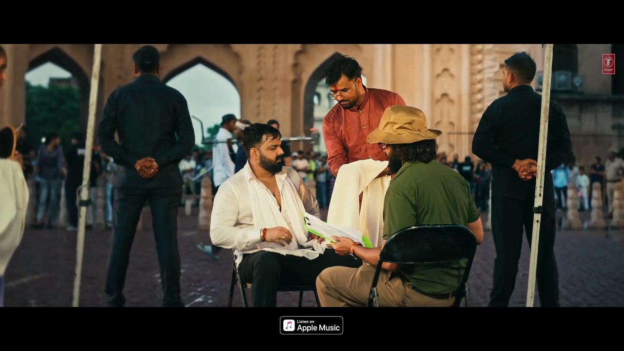 Pyaar Mein Hain Hum (Video Song)- Pawan Singh - Zareen Khan - Payal Dev - Kunaal Vermaa - Bhushan K