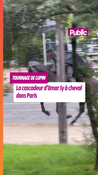 Tournage de Lupin : La cascadeur d'Omar Sy à cheval dans Paris