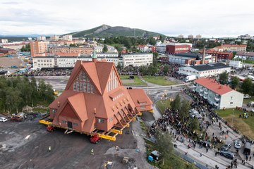 Suède : l'église historique de Kiruna déplacée pour laisser place à la mine