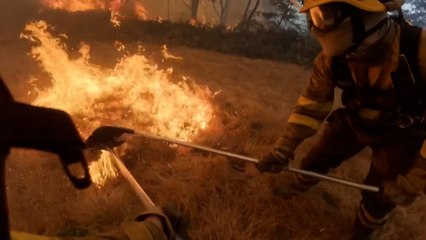 Un bombero graba en primera persona la lucha contra los incendios