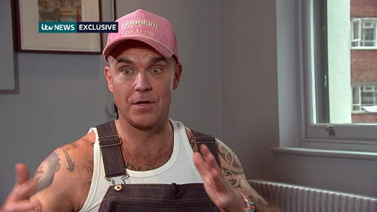 Robbie: I’d open for Oasis