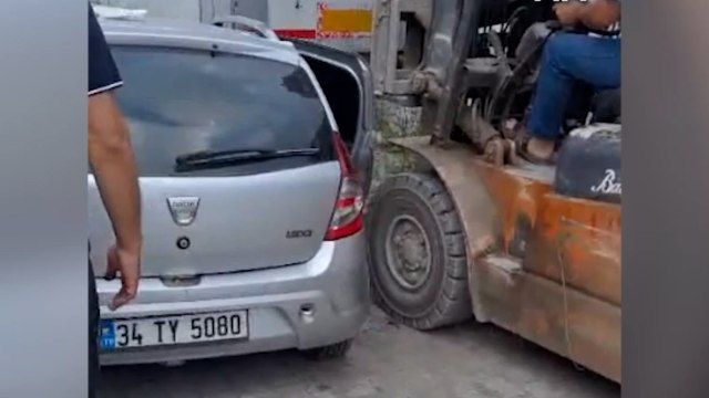 Samsun’da çekiciye bağlı römorka çarpan otomobildeki 2 kişi hayatını kaybetti, 2 kişi yaralandı
