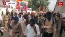 फतेहपुर मंदिर-मकबरा विवाद जारी; विहिप ने निकाली धर्म ध्वजा यात्रा; चप्पे-चप्पे पर पुलिस रही तैनात