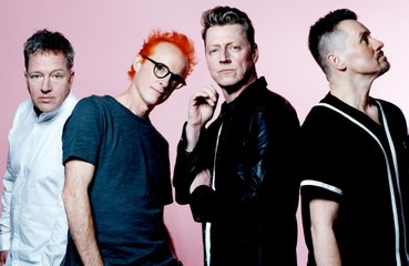 Dougie Payne praises Bonehead as ‘the heart and soul’ of Oasis