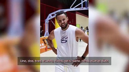 Lo último que esperabas ver hoy: ¡Curry hablando mandarín!