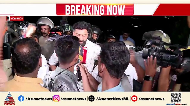 'സ്ത്രീകളോട് അപമര്യാദയോടെ പെരുമാറുന്ന നേതാവ് വേണോയെന്ന് കോൺ​ഗ്രസ് പാർട്ടി തീരുമാനിക്കട്ടെ'