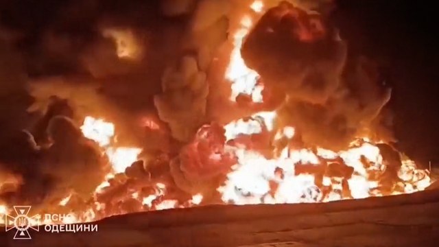 Rusia ataca a Ucrania con más de 90 drones ignorando las negociaciones de paz