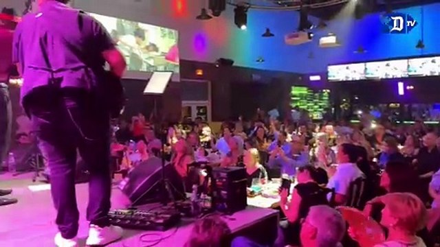 El regreso de Descemer Bueno en una noche de cubanía, amor y homenaje