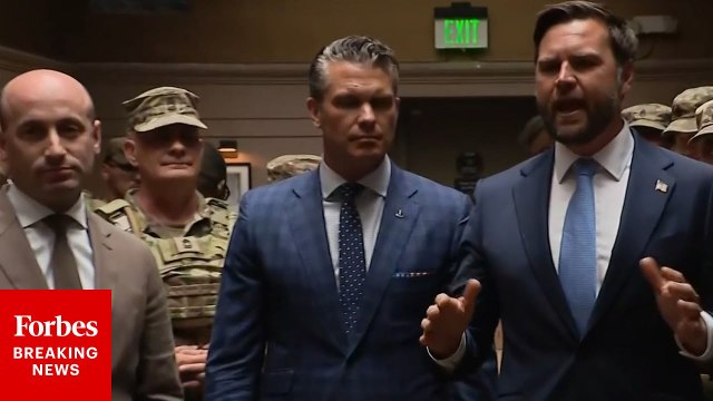 JD Vance Heckled Alongside Hegseth, Stephen Miller During Visit To DC's Union Station
