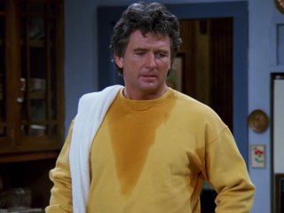 Notre Belle Famille - Carol achète une voiture neuve