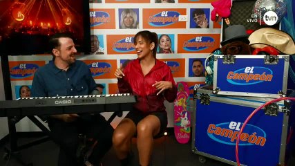 ¡Con movimientos de cadera incluidos! La Marigaby fue por una noche Shakira