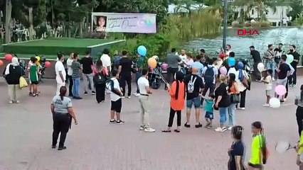 Yüzlerce balon bu sefer de spina bifida hastası minik Yağmur için havalandı