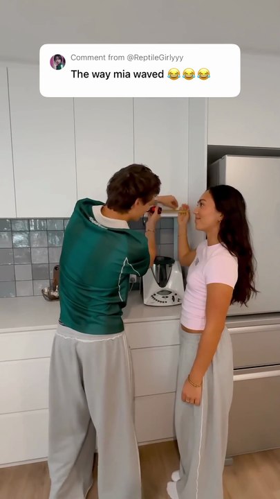 When your girlfriend tries to help… 😭💀