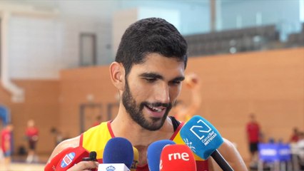 SANTI ALDAMA avisa a FIBA por su DESPLANTE en los POWER RANKINGS