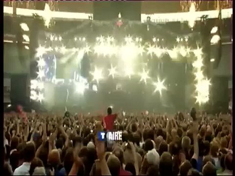 Johnny Hallyday – Pub Tournée Jamais Seul (28 Mars 2011)