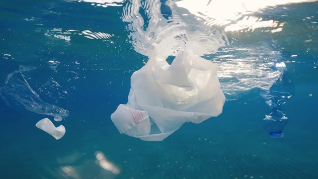 Goletta Verde, mari sempre più caldi e inquinati