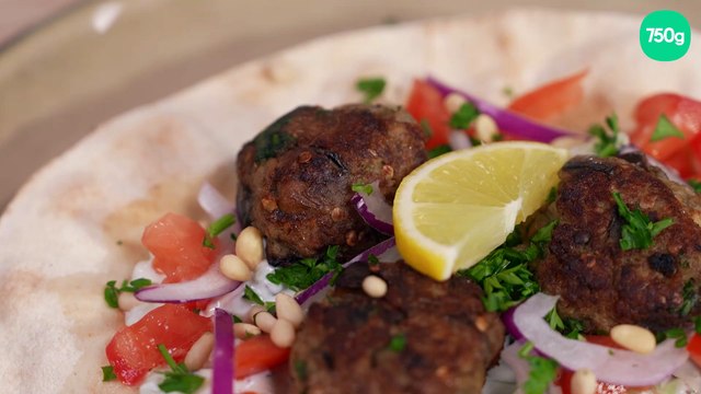 Gyros végétariens aux boulettes d’aubergines et tzatziki maison