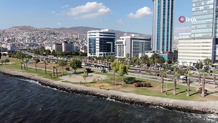 Körfezden gelen kötü koku İzmir’i sardı