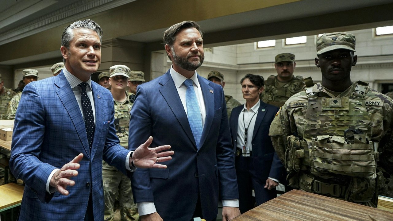 Washington: Vance und Hegseth bei Truppen-Besuch ausgebuht