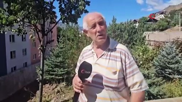 Erzurum İspir’de toprak kayması korkuttu, 70 ev tahliye edildi