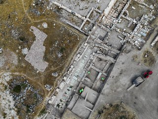 Fırın, zeytin ve nicesi! Antik kentte bulundu