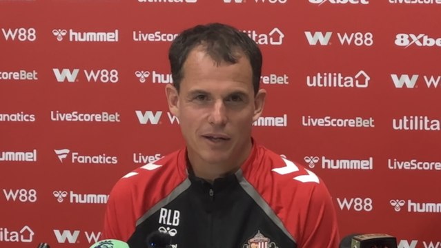 Sunderland not afraid to win ugly admits Régis Le Bris as Black Cats target Burnley