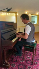 Cardigan to host Jon Boden, singing Old Brown's Daughter here