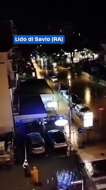 "Maltempo in Romagna: Piogge Torrenziali e Vento Forte Sconvolgono il Ravennate e il Forlivese"