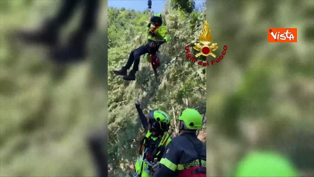 Soccorsi due giovani escursionisti sull'Aspromonte, il salvataggio dei Vigili del fuoco