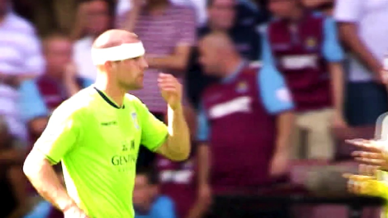 At home with Ron Vlaar | movie | 2014 | Officia...