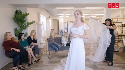 'Welcome to Plathville': Kim Sends Blunt Message  as Lydia Tries on Wedding Dresses (Exclusive Clip)