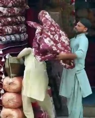 Buying blankets then asking other costumer to hold it for me