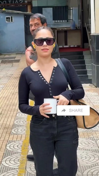 Bollywood Actress Nushrratt Bharuccha Arrived at Friend House 🔥🥰❤️ #nushrrattbharuccha #bollywood #actresses #actress