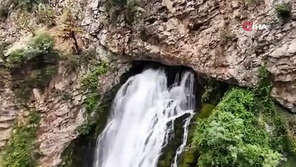 İşte dünyanın en yüksek ikinci şelalesi olan Türkiye'deki gizli cennet