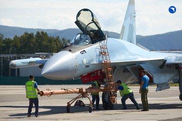 ロシア航空宇宙軍は、世界で最も先進的な戦闘機の新たなバッチを受領しました。